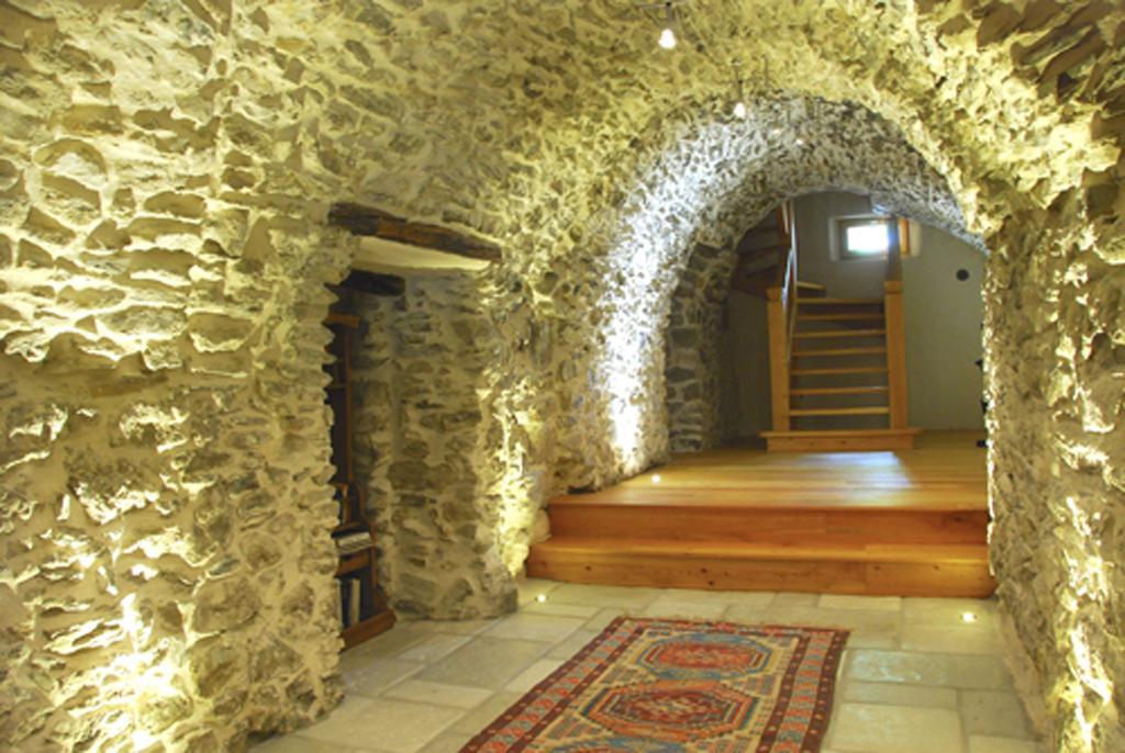 Chateauroux-les-Alpes ラ フェルム ドゥ ボーテ Bed & Breakfast エクステリア 写真